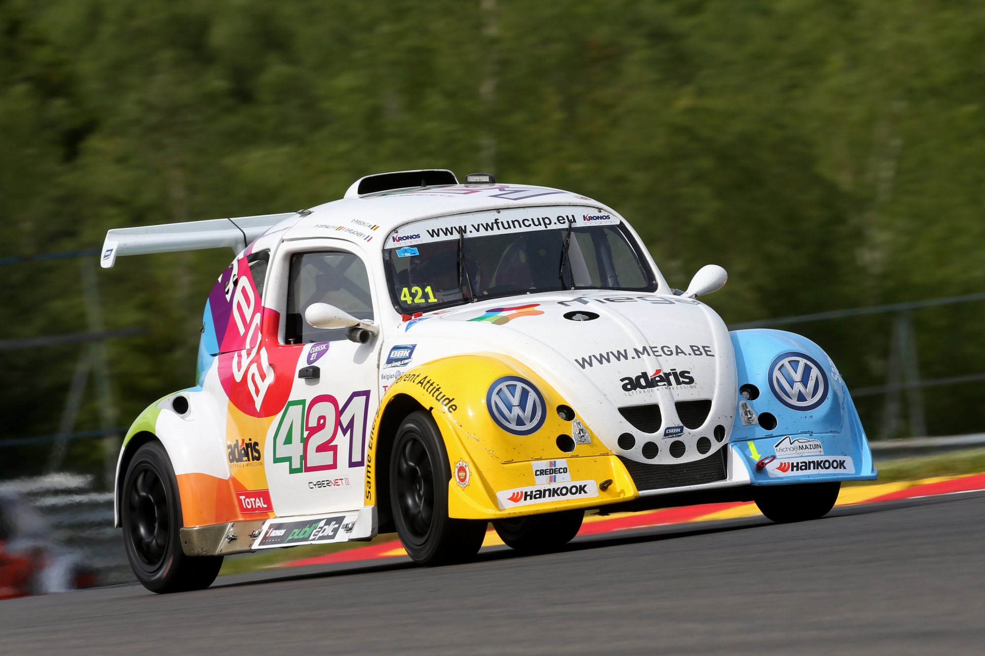 image 0 - Jean-Karl Vernay versterkt DDK Racing tijdens de Hankook 25 Hours VW Fun Cup