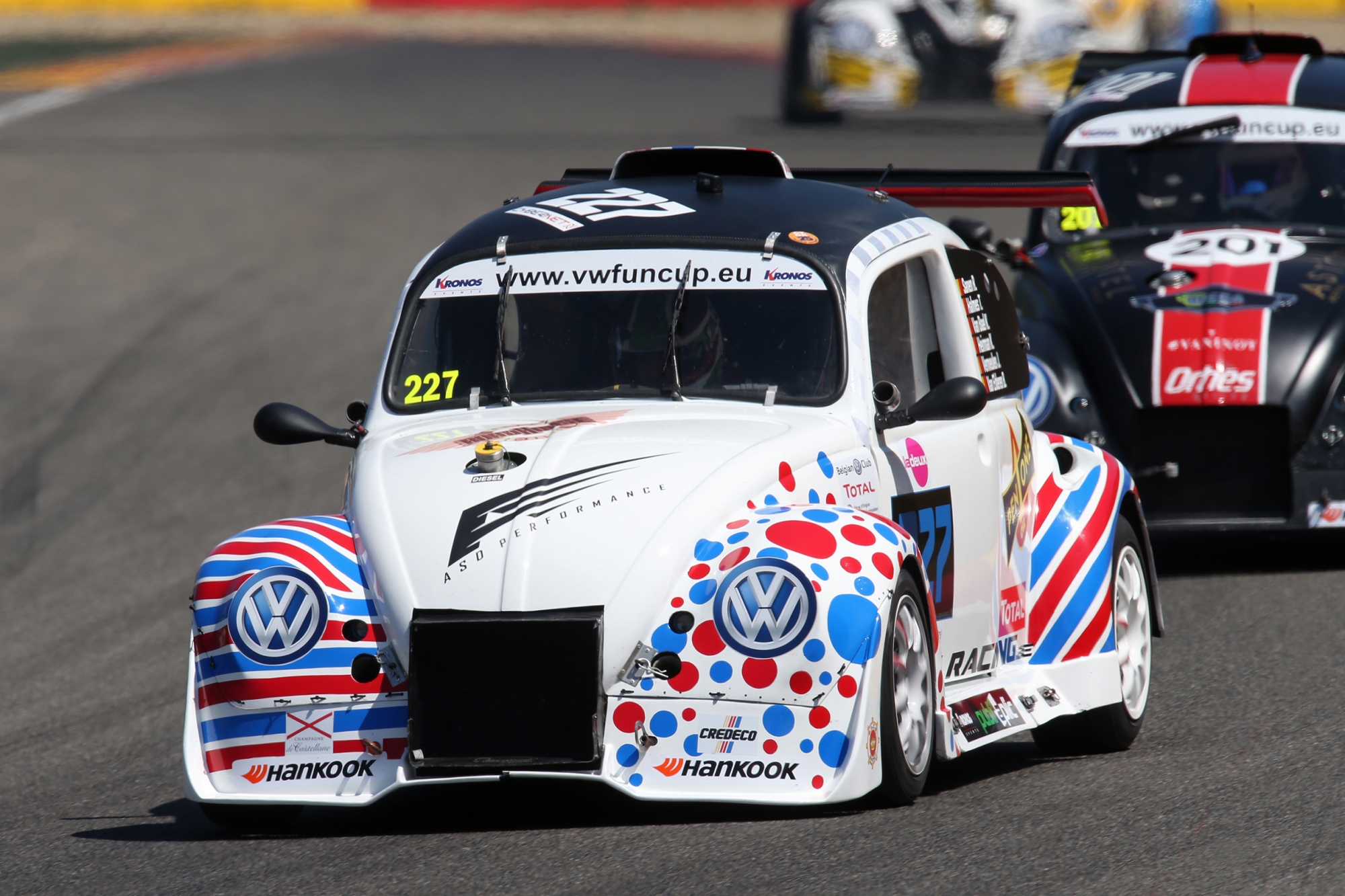 image 1 - JUSI Racing versterkt Evo2-rangen in de 25 Hours VW Fun Cup